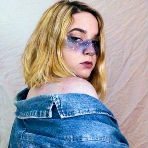 Meet your Posher, Shelby